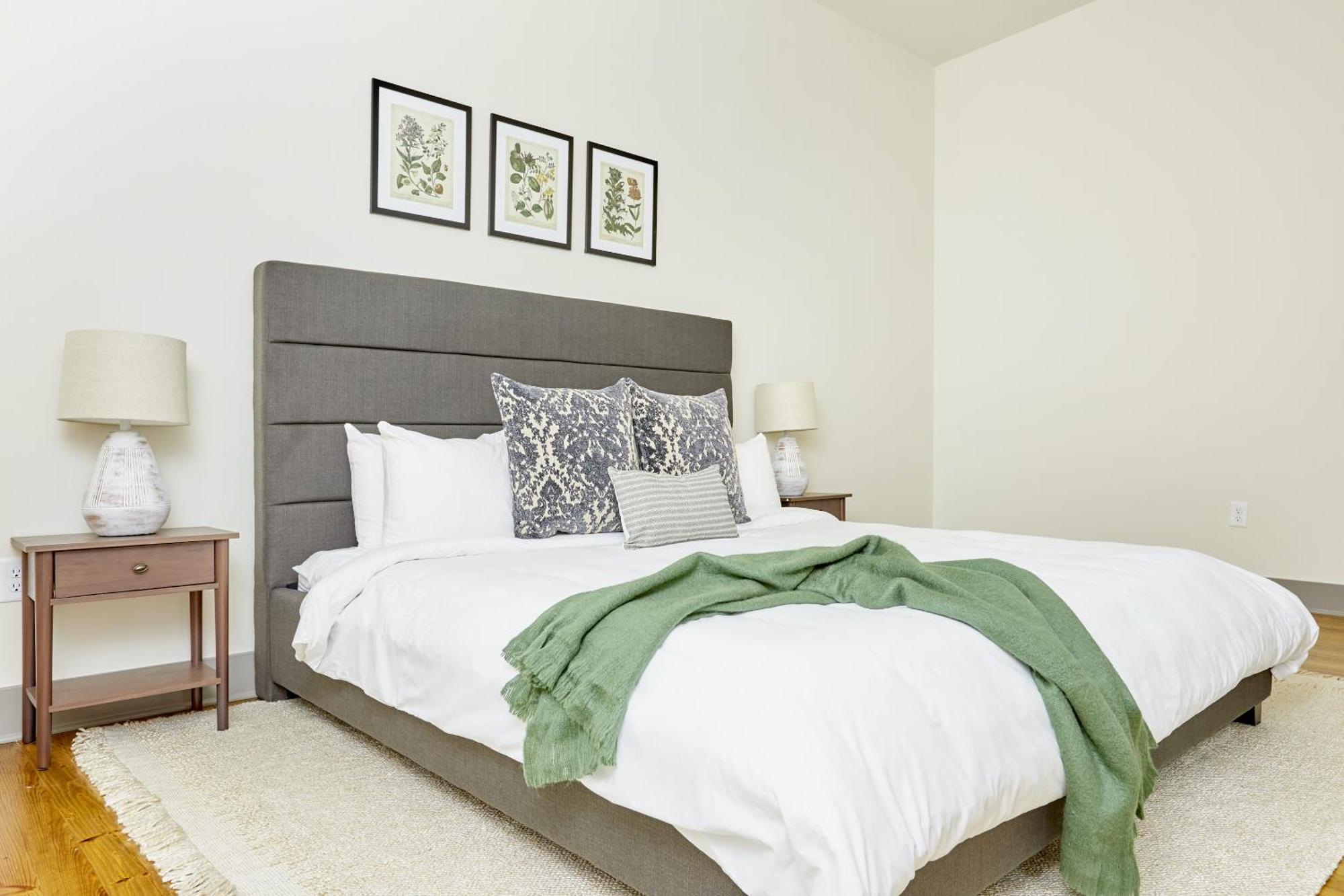 Sonder By Marriott Bonvoy The Broughton Apartments Historic District 薩凡納 客房 照片