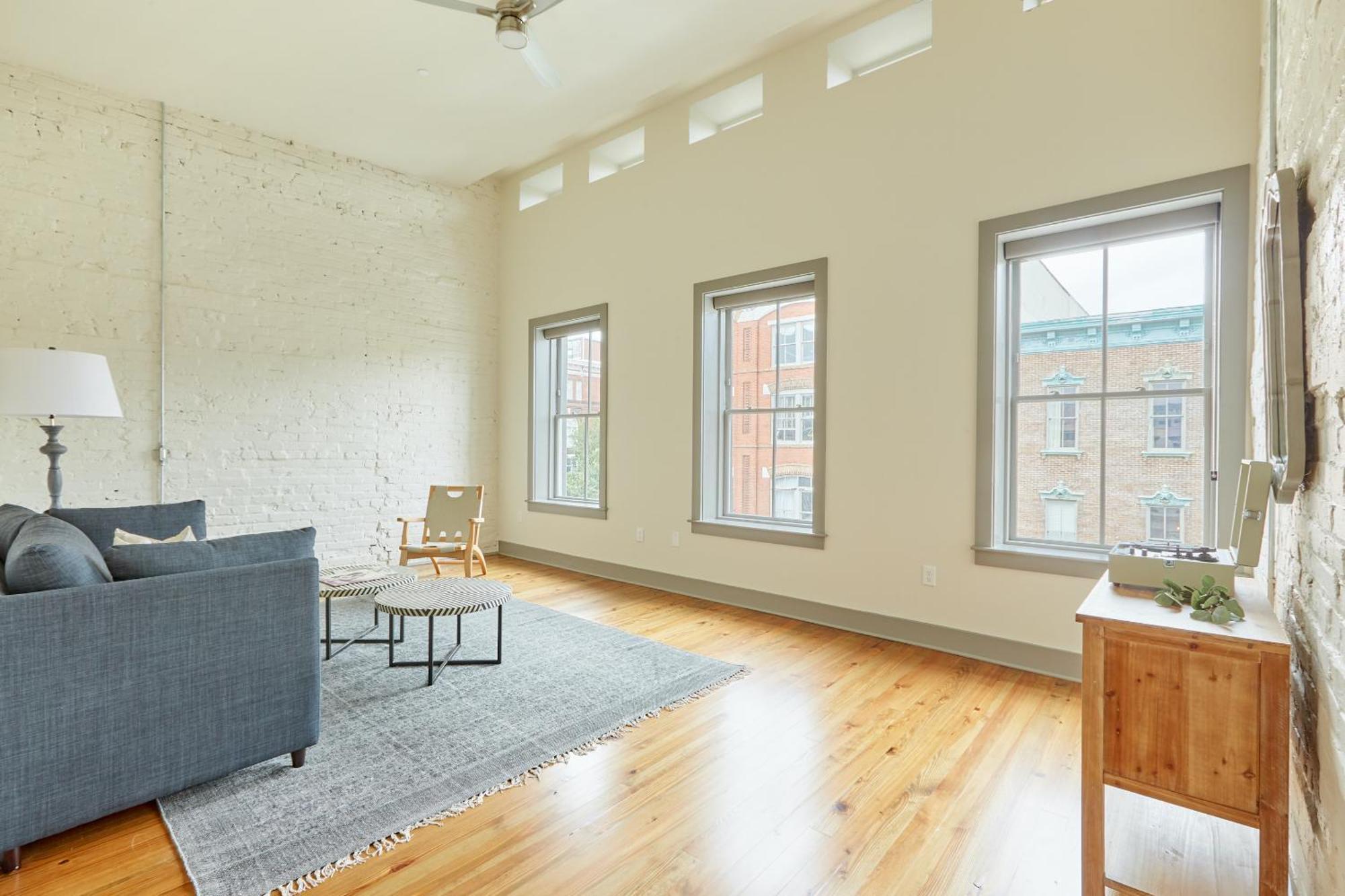 Sonder By Marriott Bonvoy The Broughton Apartments Historic District 薩凡納 客房 照片