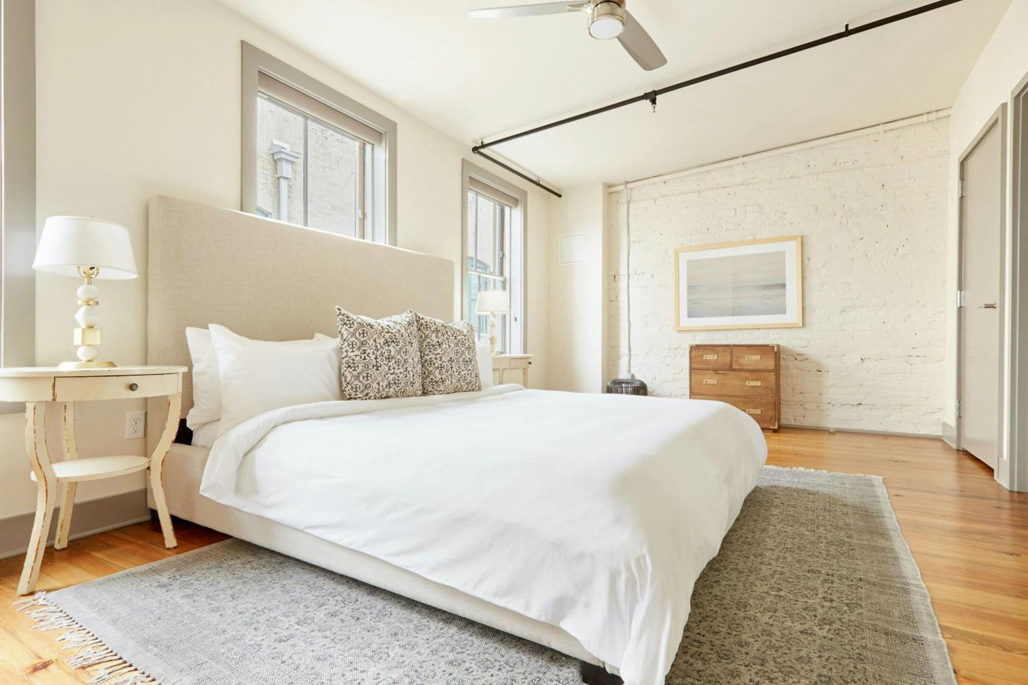 Sonder By Marriott Bonvoy The Broughton Apartments Historic District 薩凡納 外观 照片