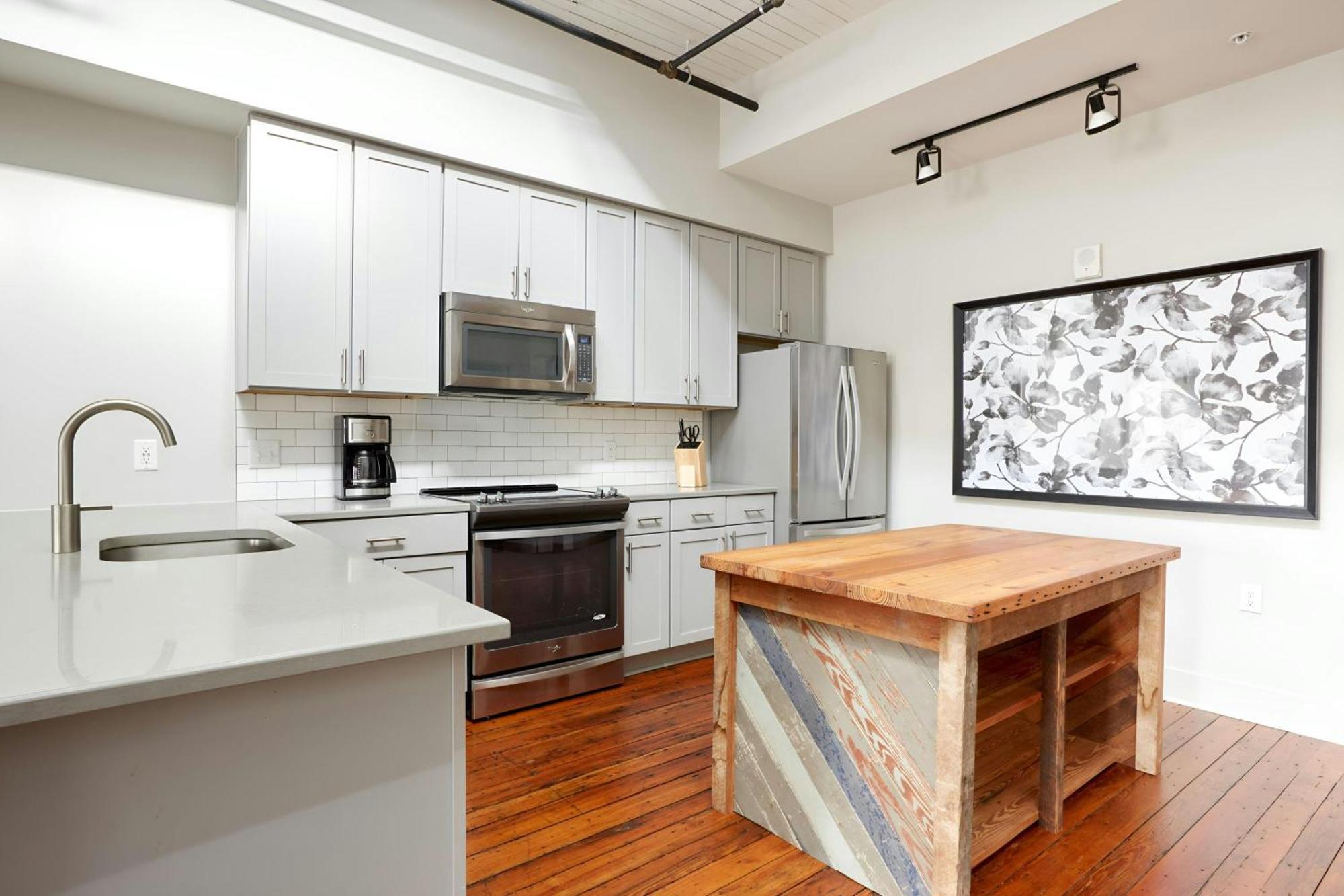 Sonder By Marriott Bonvoy The Broughton Apartments Historic District 薩凡納 外观 照片