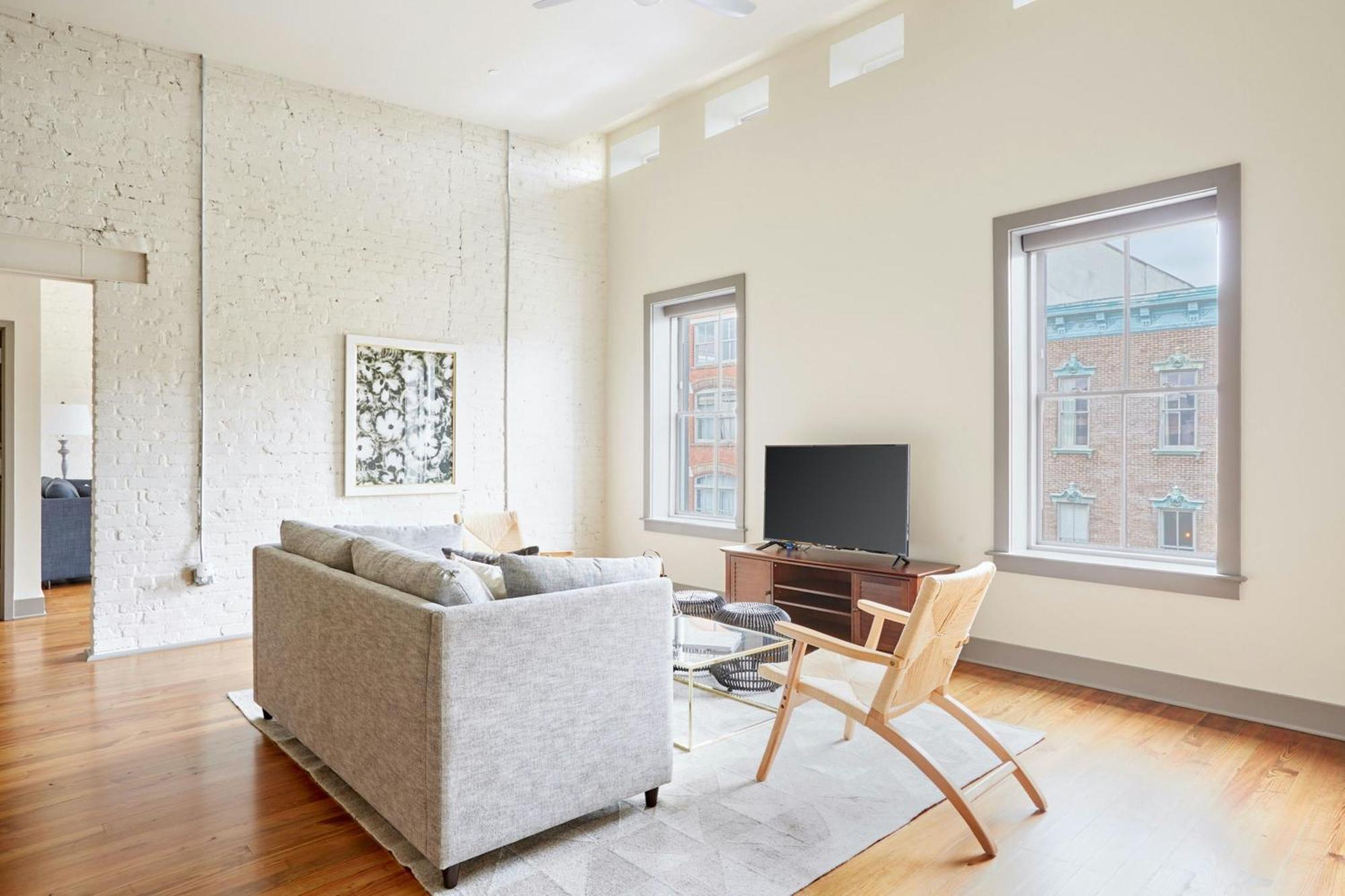 Sonder By Marriott Bonvoy The Broughton Apartments Historic District 薩凡納 外观 照片