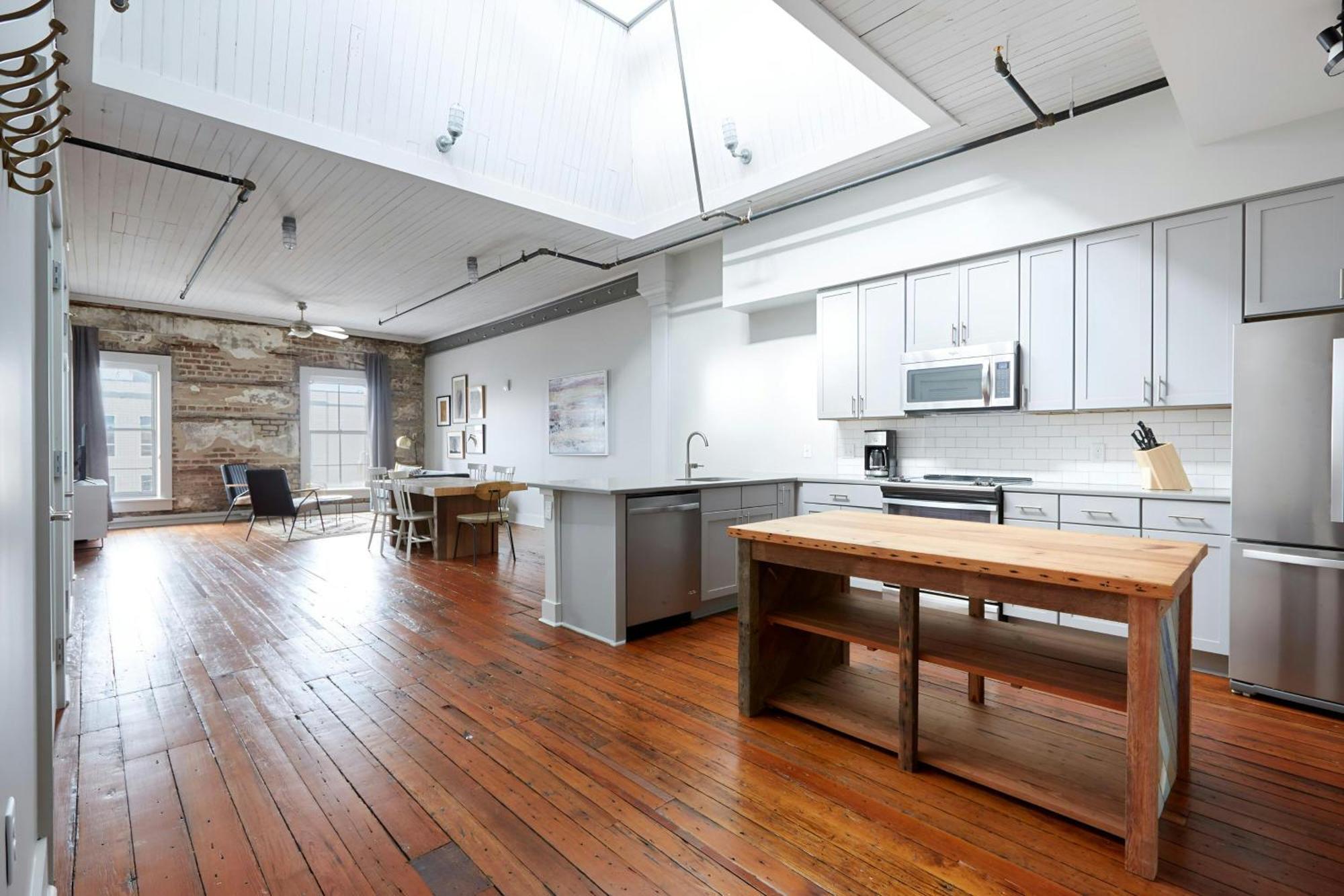 Sonder By Marriott Bonvoy The Broughton Apartments Historic District 薩凡納 外观 照片