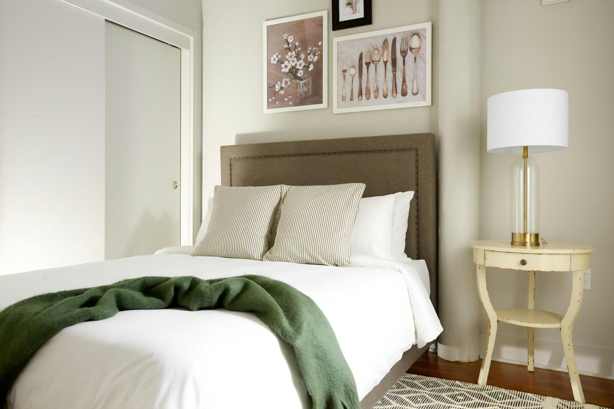 Sonder By Marriott Bonvoy The Broughton Apartments Historic District 薩凡納 外观 照片