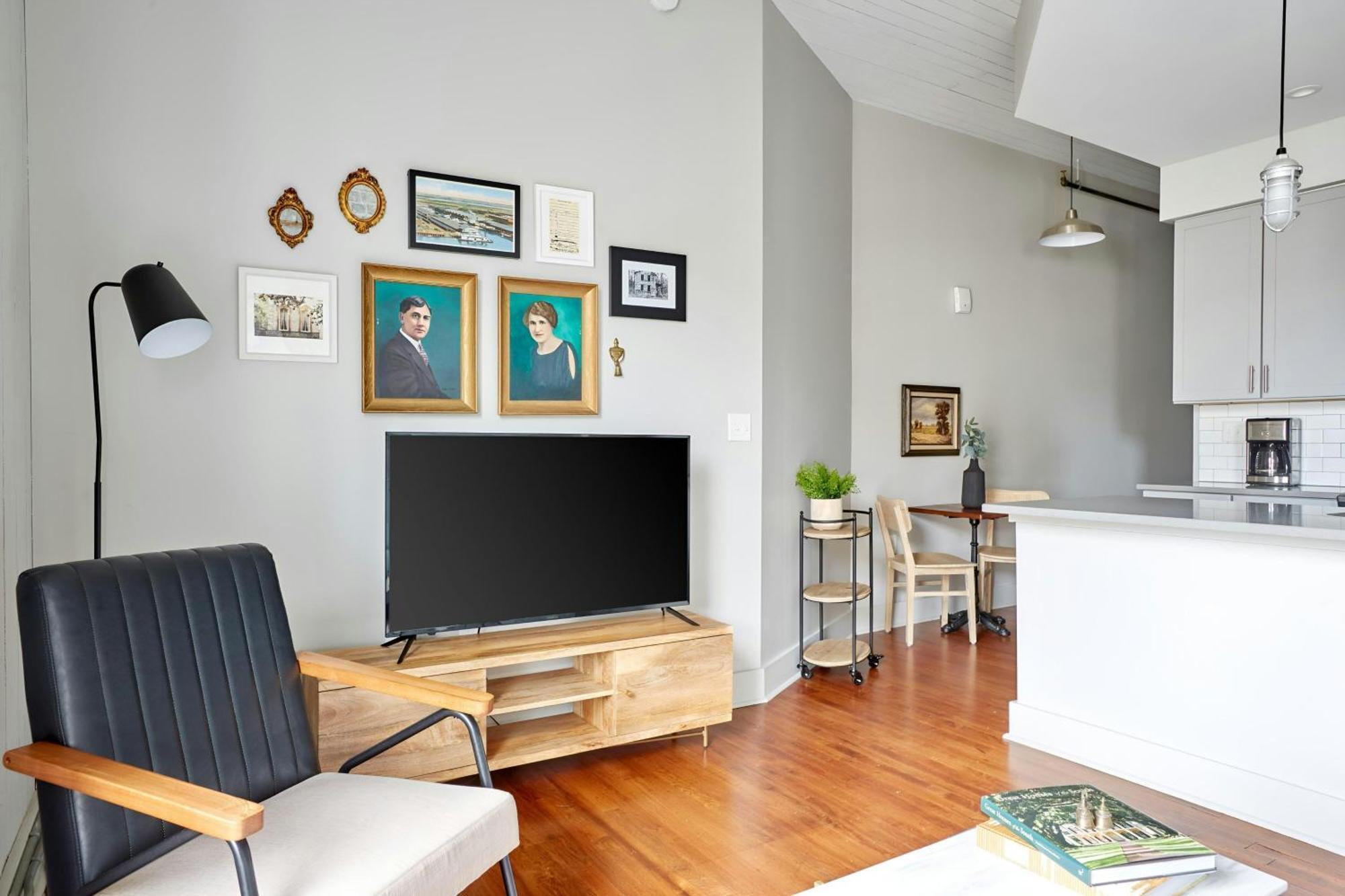 Sonder By Marriott Bonvoy The Broughton Apartments Historic District 薩凡納 外观 照片